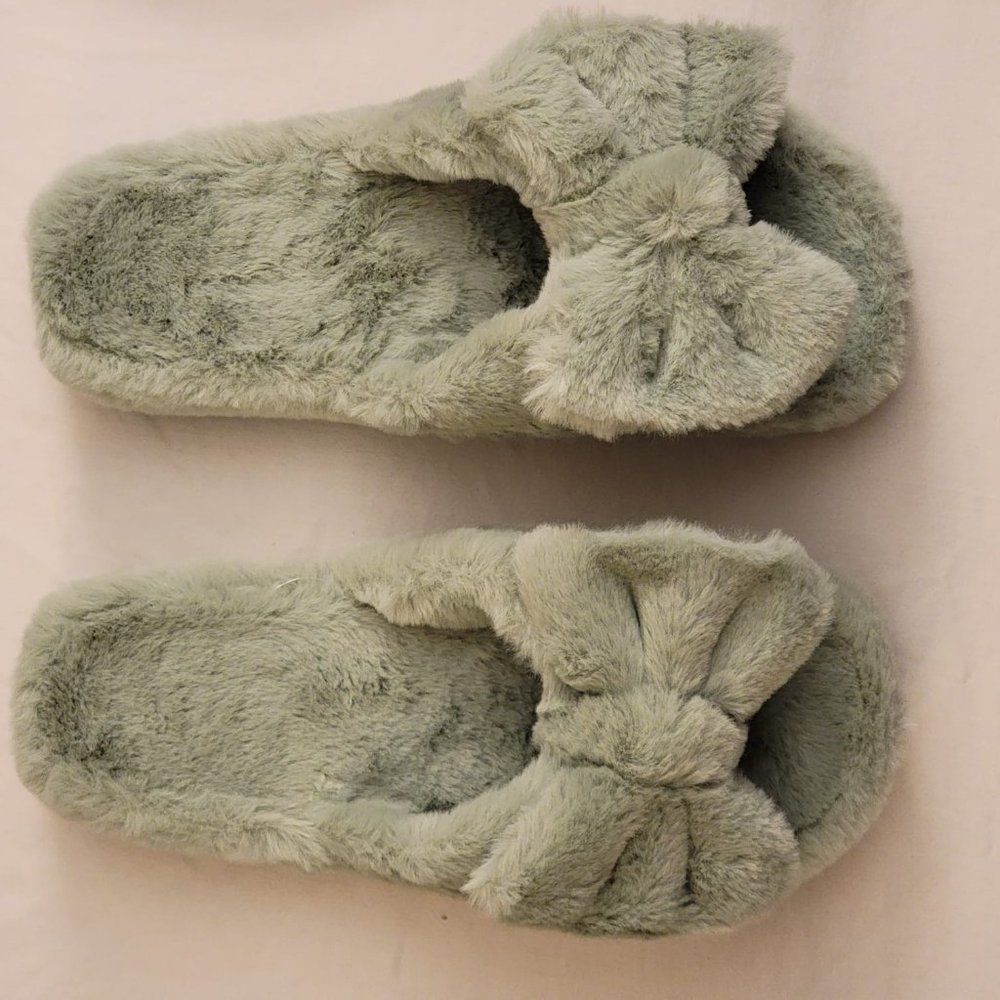 Nib Mint Color Mata Trendsetter Fuzzy Slippers Si… - image 3